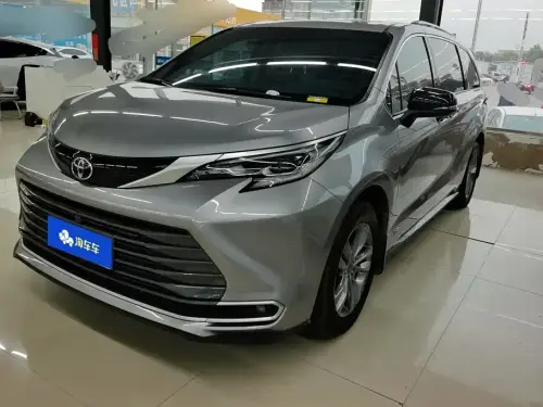Toyota Sienna, 2024