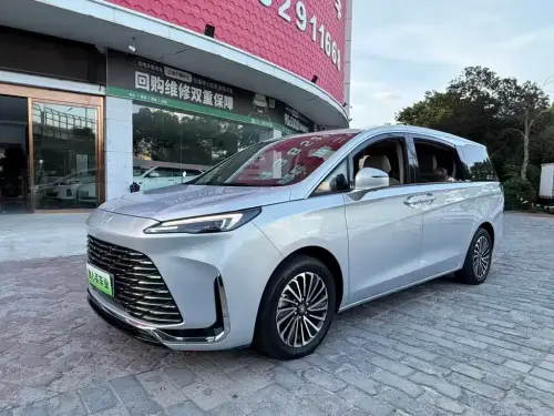 Buick GL8, 2025