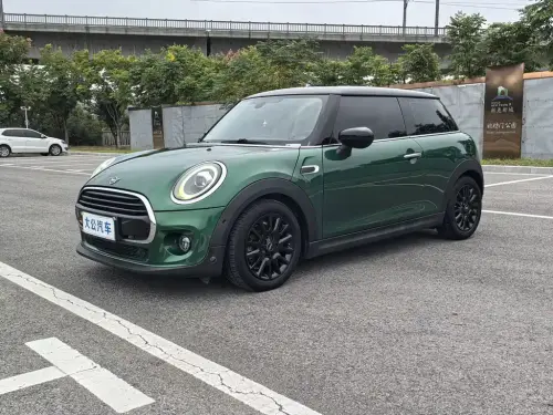 Mini MINI, 2021