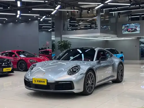 Porsche 911, 2023