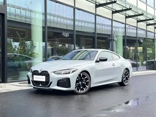 BMW 4-Series, 2025