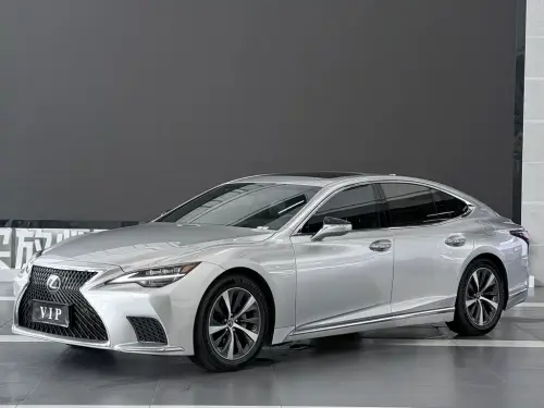 Lexus LS, 2021