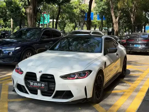 BMW 4-Series M, 2022
