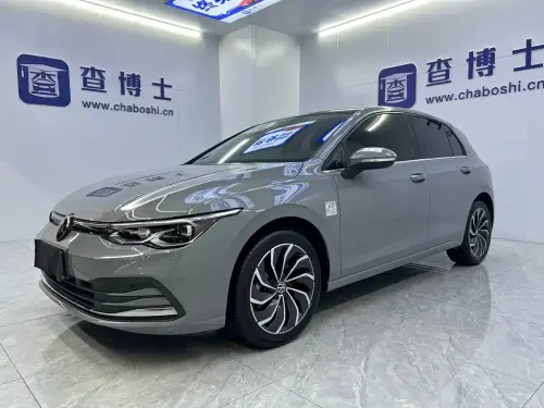 Volkswagen Golf, 2023