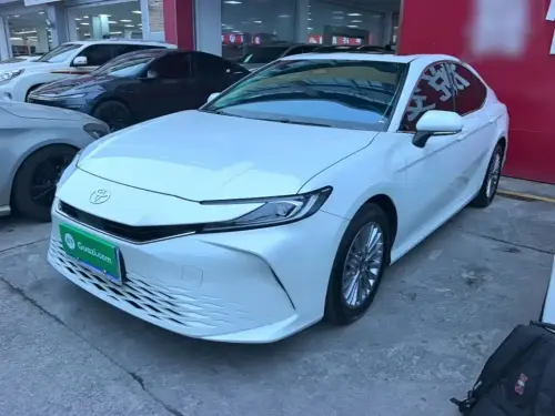 Toyota Camry, 2025