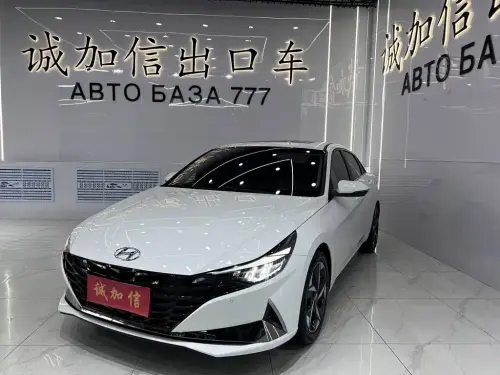 Hyundai Elantra, 2023
