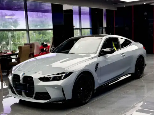 BMW 4-Series M, 2025