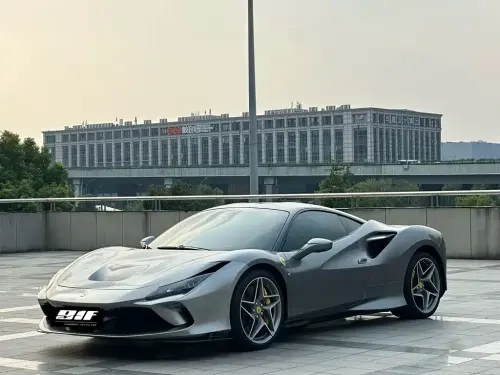 Ferrari F8, 2022