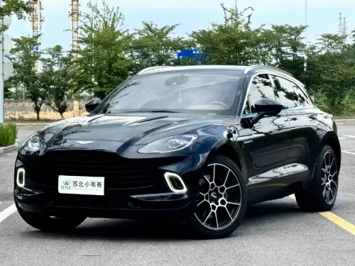 Aston Martin DBX, 2022