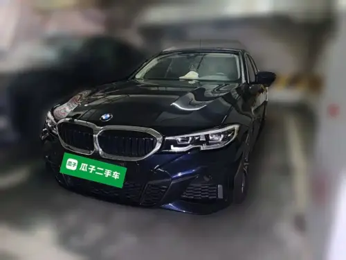 BMW 3-Series, 2022