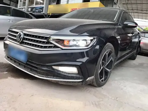 Volkswagen Magotan, 2023