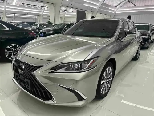 Lexus ES, 2023