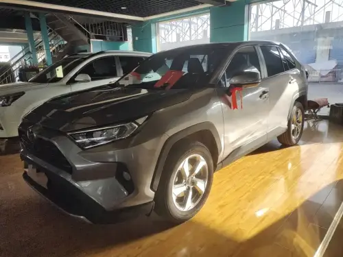 Toyota RAV4, 2023