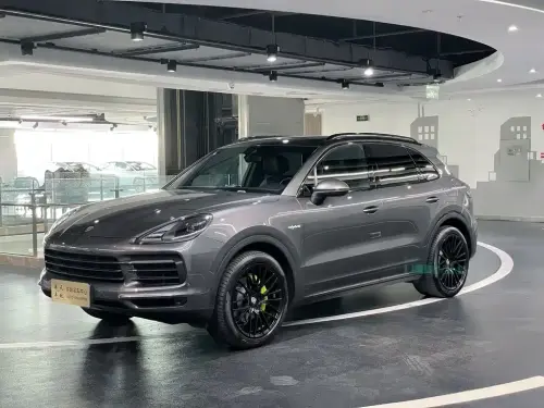 Porsche Cayenne, 2023