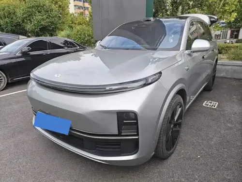 Li Auto L9, 2022