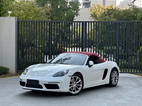 Porsche 718, 2022