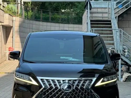 Lexus LM, 2020