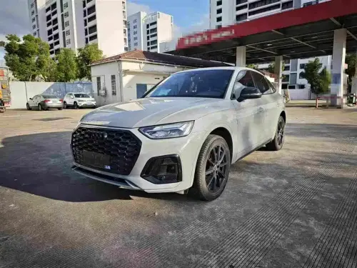 Audi Q5 Sportback, 2021