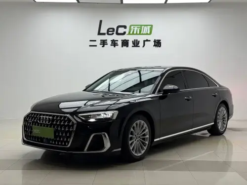 Audi A8, 2022