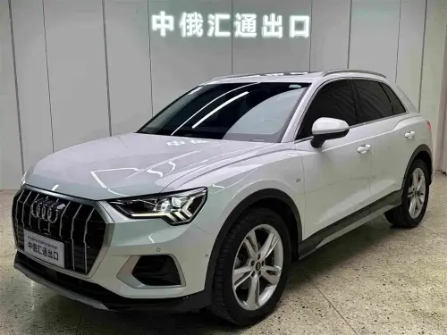 Audi Q3, 2022