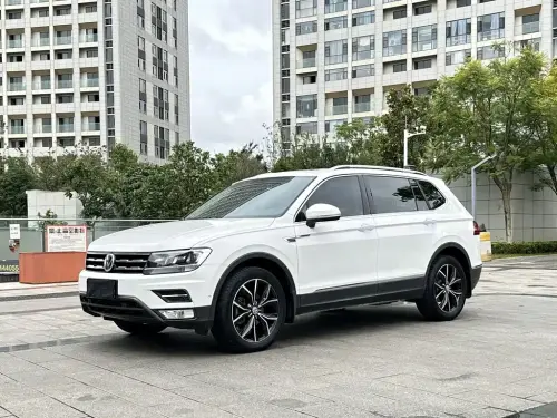 Volkswagen Tiguan, 2020