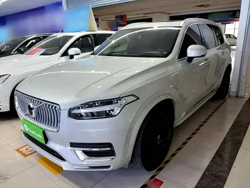 Volvo XC90, 2022