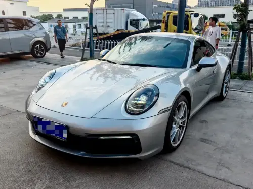 Porsche 911, 2024