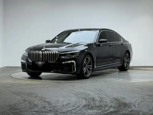 BMW 7-Series, 2021