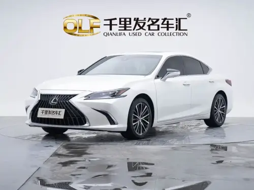 Lexus ES, 2024