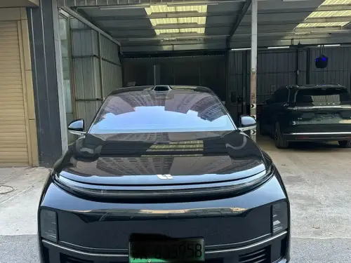 Li Auto L7, 2025