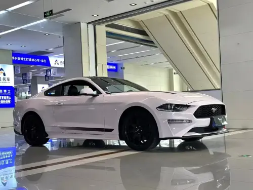 Ford Mustang, 2021
