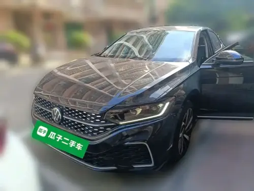 Volkswagen Passat, 2022
