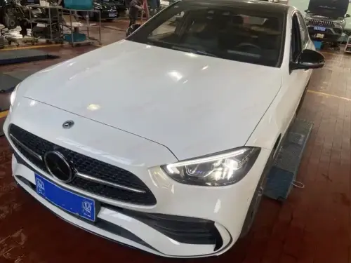 Mercedes-Benz C-Class, 2025