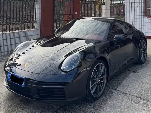 Porsche 911, 2025