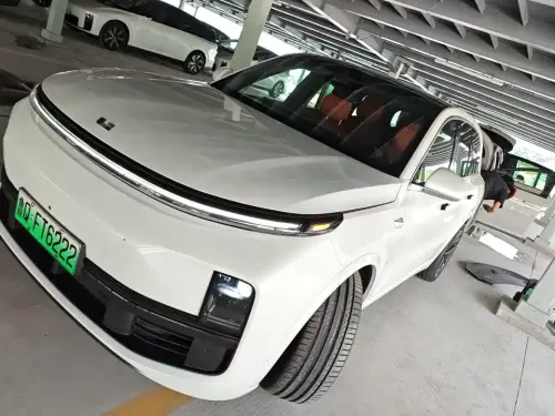 Li Auto L8, 2025