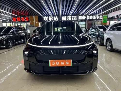 Li Auto L6, 2025