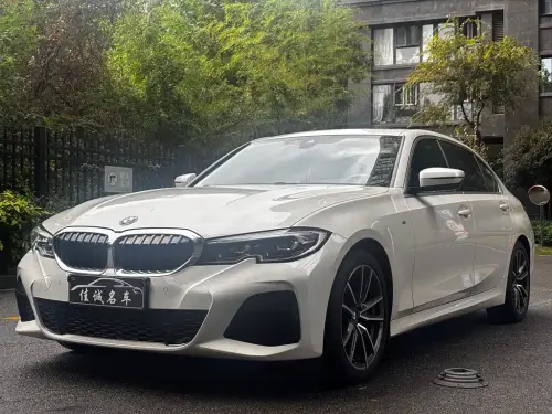 BMW 3-Series, 2020
