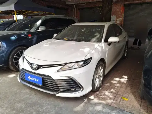Toyota Camry, 2023