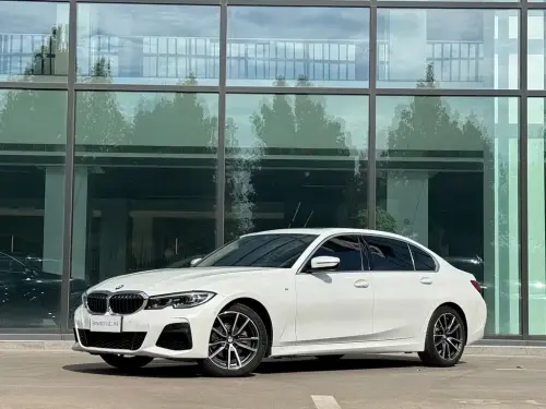 BMW 3-Series, 2021