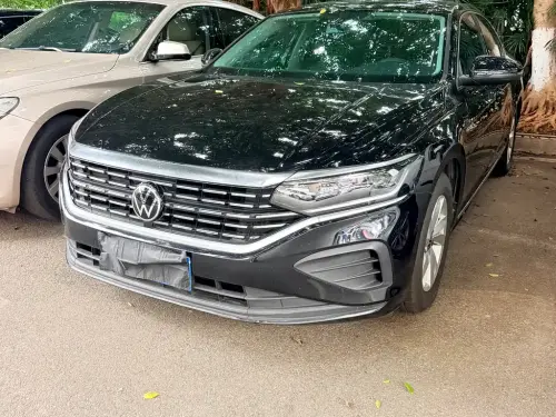 Volkswagen Passat, 2022