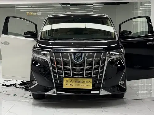 Toyota Alphard, 2023