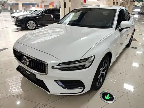 Volvo S60, 2024