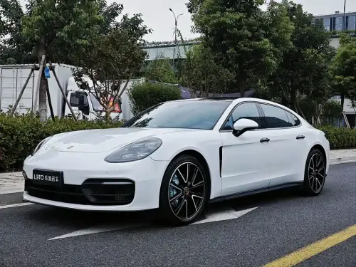 Porsche Panamera, 2021