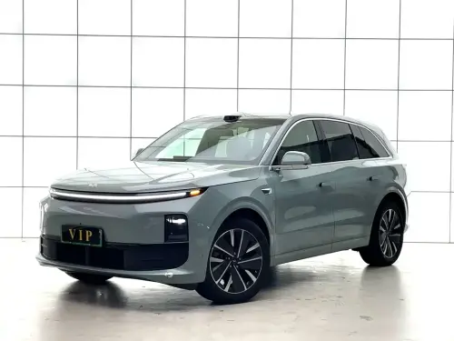Li Auto L6, 2025
