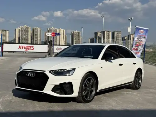 Audi A4, 2022