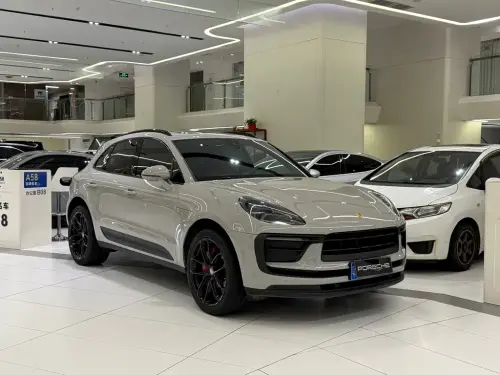 Porsche Macan, 2023