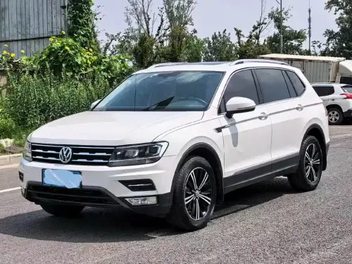 Volkswagen Tiguan, 2020