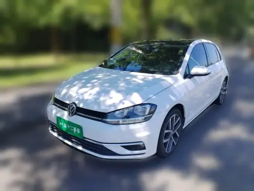 Volkswagen Golf, 2020