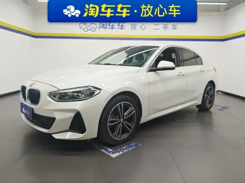 BMW 1-Series, 2021