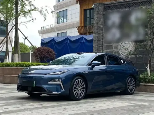 Geely Galaxy Xingyao 8, 2025